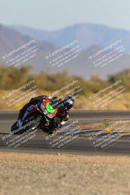 media/Dec-09-2023-SoCal Trackdays (Sat) [[76a8ac2686]]/Turn 15 Set 2 (245pm)/